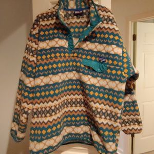 Patagonia fleece pullover